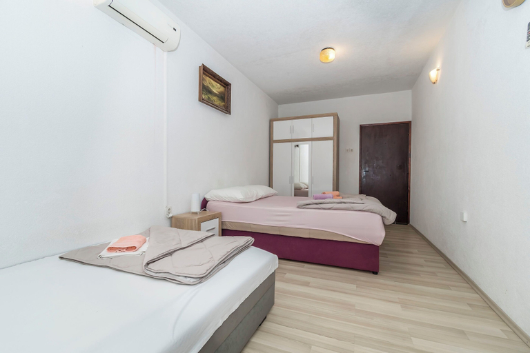 Room 2, Apartments Biljana, Gradac
