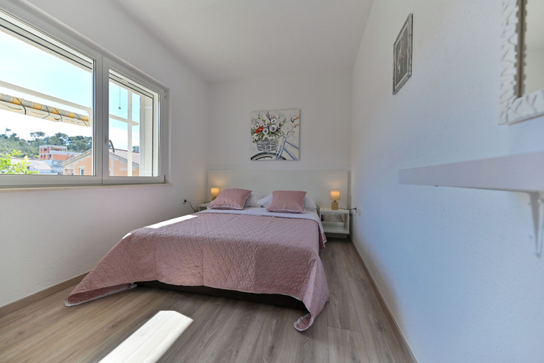 Bedroom 3, Apartments Kapetan, Trogir