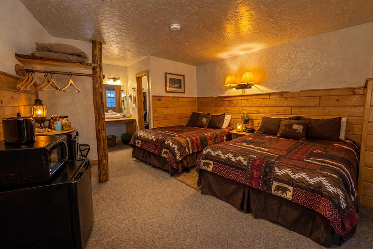 Bedroom 2, The Amoretti Hotel, Fremont