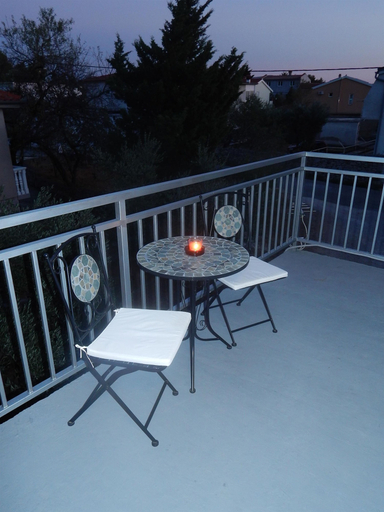 Others 4, Apartment Matilda, Starigrad
