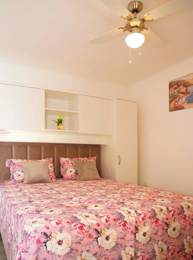 Bedroom 3, House Luketini Dvori, Marina