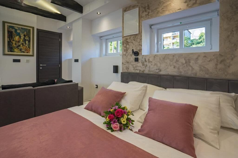 Bedroom 2, Apartment Royal Studio, Rijeka