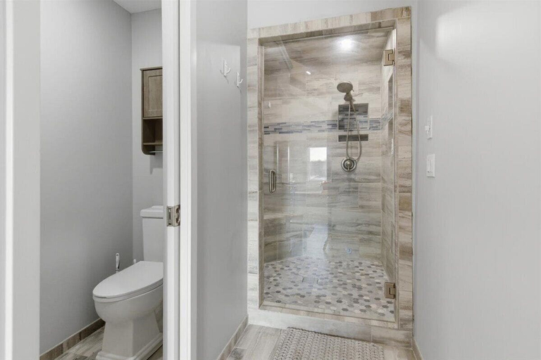Bathroom 2, Lakefront Home w/ Private Dock, Slip, Kayaks & Paddleboards at the 7mm, Morgan