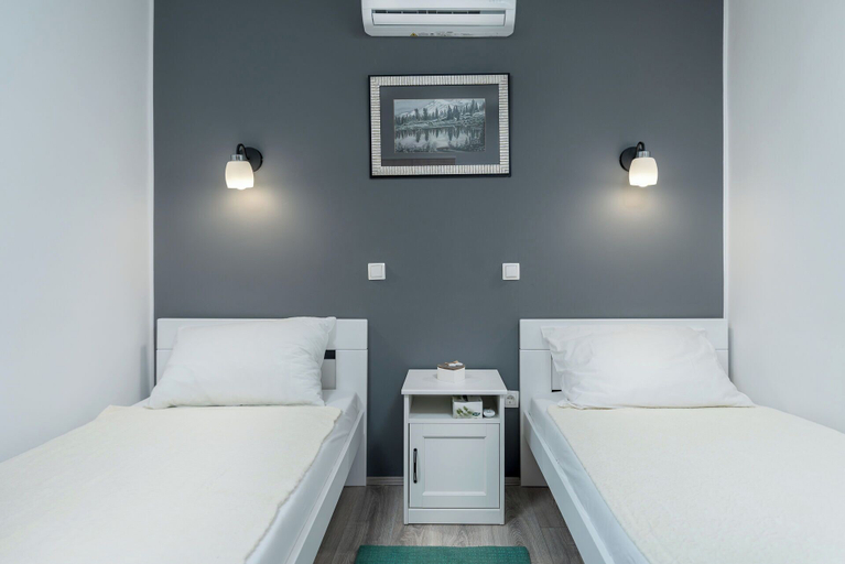 Bedroom 3, Villa Roko, Vir