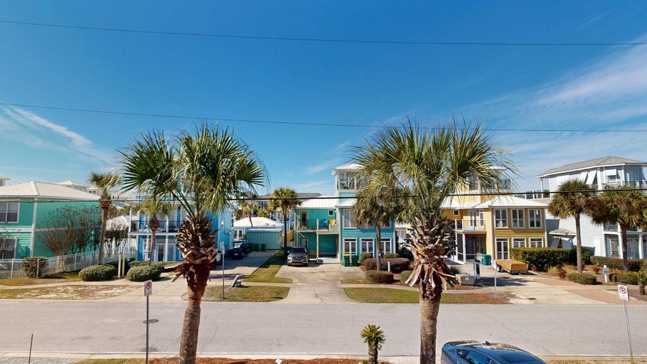 Exterior 2, Toes In The Sand 4 Bedroom Home, Okaloosa