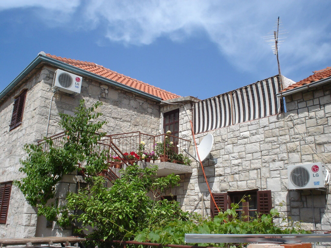 Exterior & Views 2, Apartments Lucija, Postira