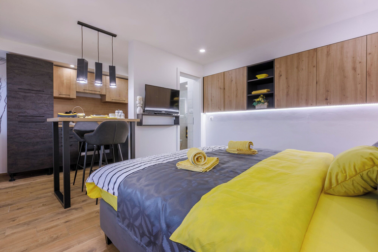 Bedroom 3, Apartments Marijana, Crikvenica