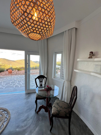 In-room dining 2, Olymp SPA Boutique Hotel, Monte das Gameleiras