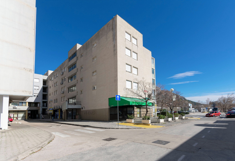 Building design 2, Apartment Cute, Omiš