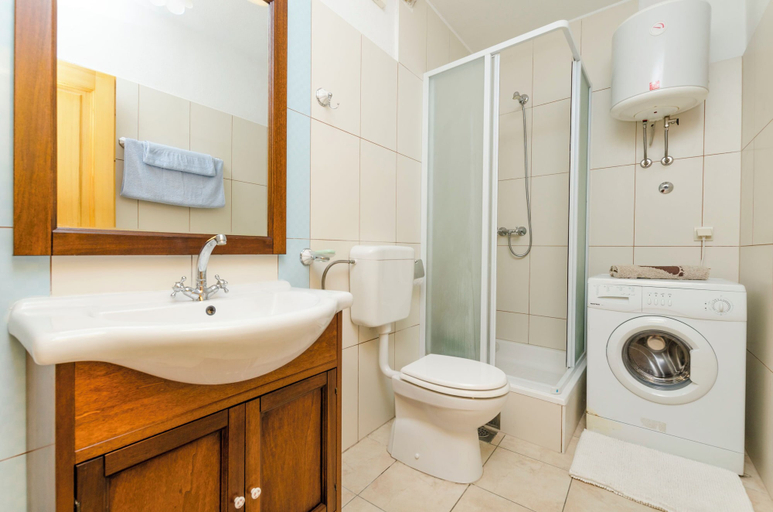 Bathroom 3, Apartments Draga, Jelsa