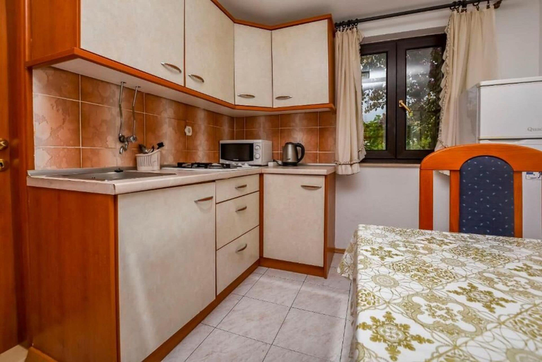 Others 5, Apartments Juric, Rogoznica