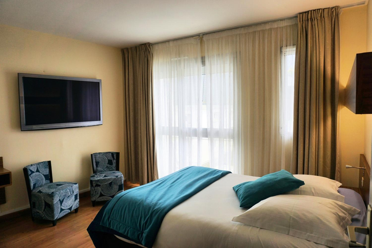 Bedroom 2, Hotel Ker Vennaik, Finistère