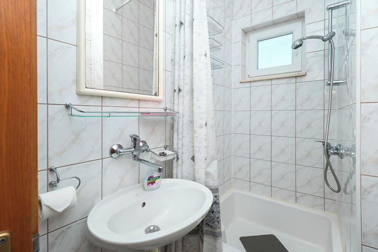 Bathroom 5, Apartments Ljubica, Rogoznica
