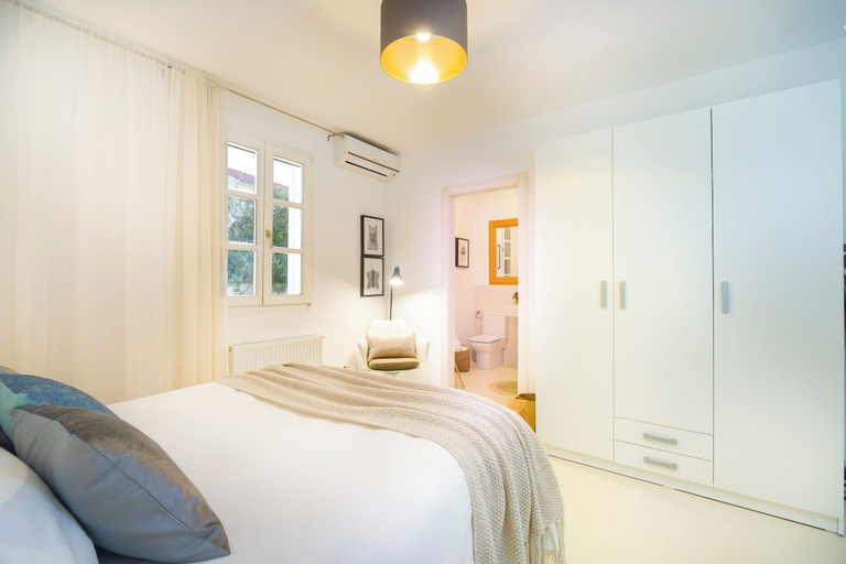 Bedroom 5, Villa Sea View, Marina