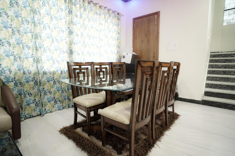 Dining room, Kisan Farm House | Serene 2BR Villa with Private Pool & Garden, Hillside Stay, Rajsamand