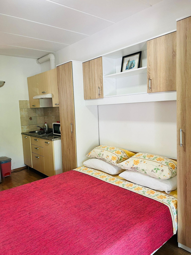 Bedroom 3, Apartments Maja, Pula
