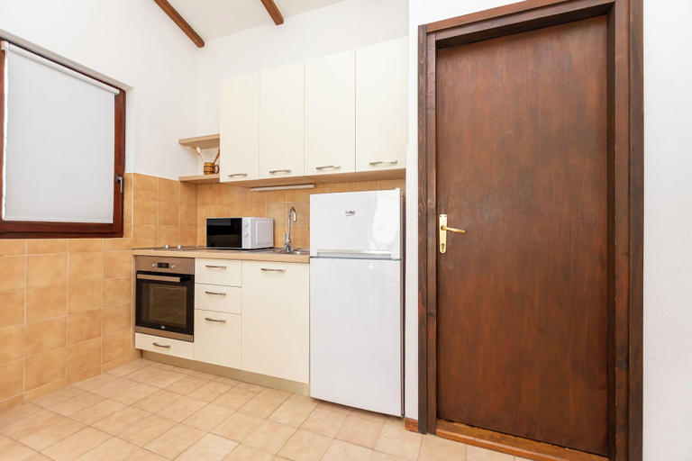 Others 5, Apartments Marija, Okrug