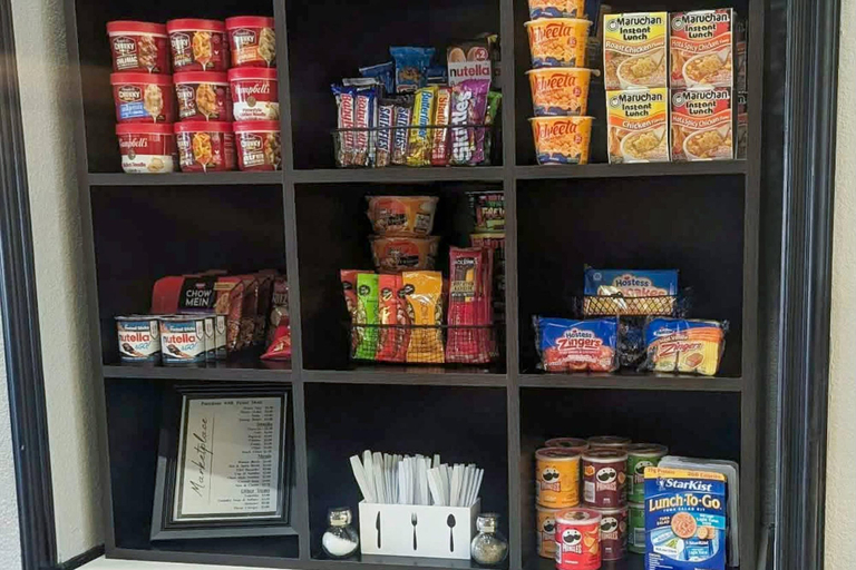 Food & Drinks 5, Quality Inn Warrensburg, Johnson