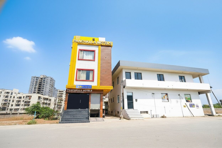 Exterior & Views 2, Fabescape Panchkula Motels, Panchkula
