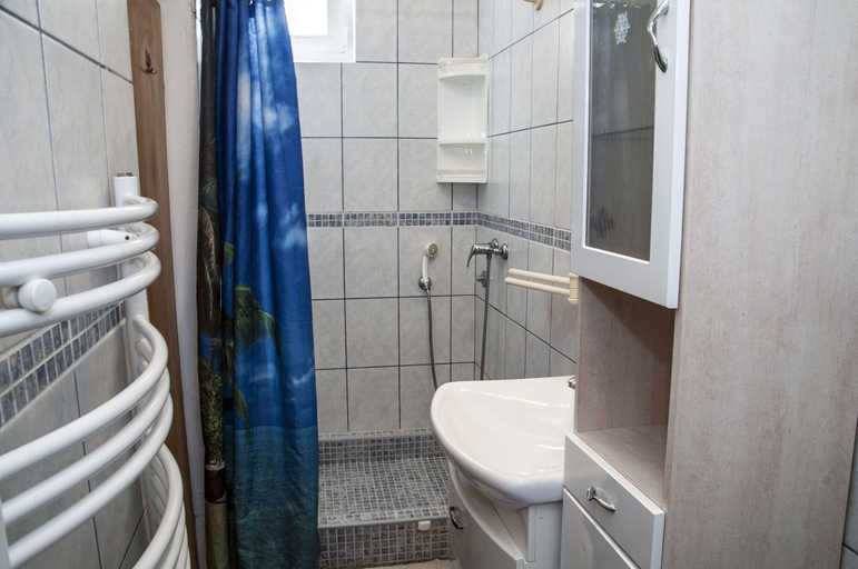 Bathroom, Apartment Roza, Trogir