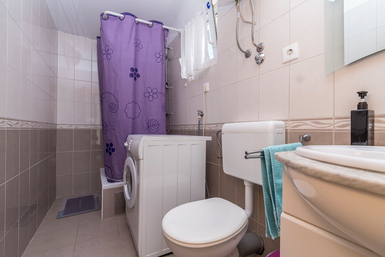 Bathroom 4, Apartment Ivica, Trogir
