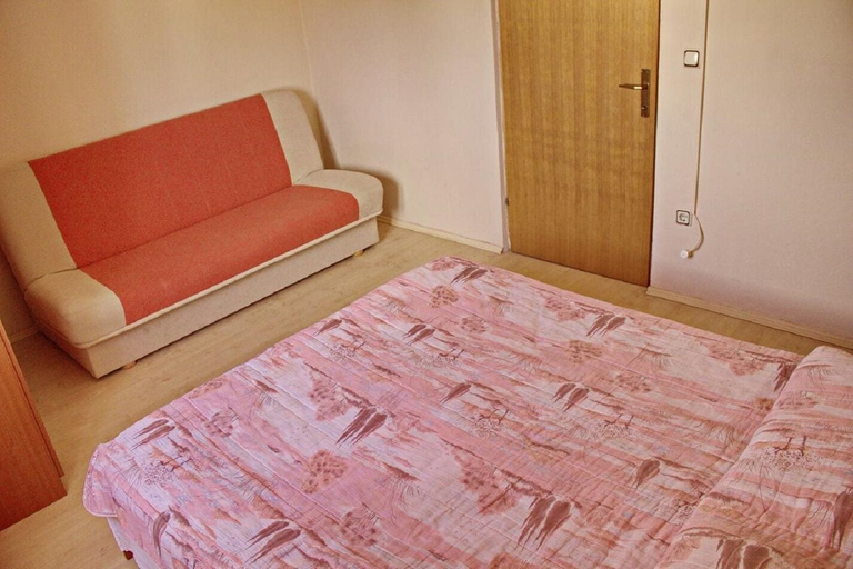 Bedroom 3, Apartment Dita, Nin