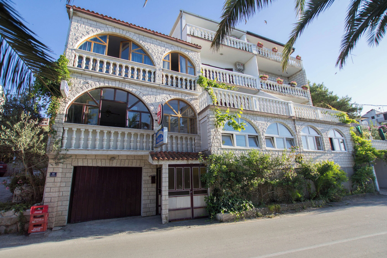 Building design 4, Apartments More, Trogir