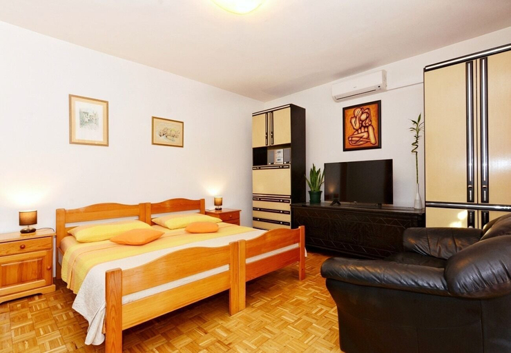 Bedroom 3, Apartments Snjeza, Vodice