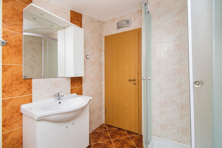Bathroom 5, Apartment Tommy, Privlaka