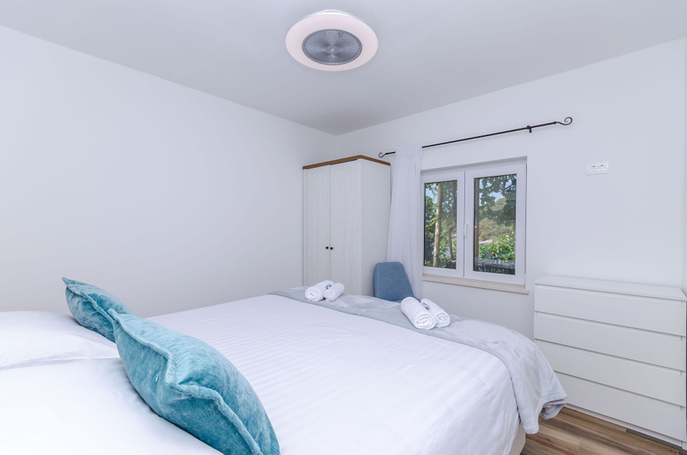 Bedroom 3, House Herta, Jelsa