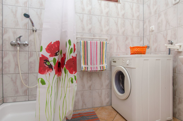 Bathroom 3, Apartments Stjepan, Omiš
