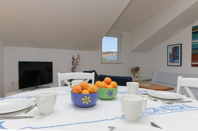 Others 5, Apartment Ana, Supetar