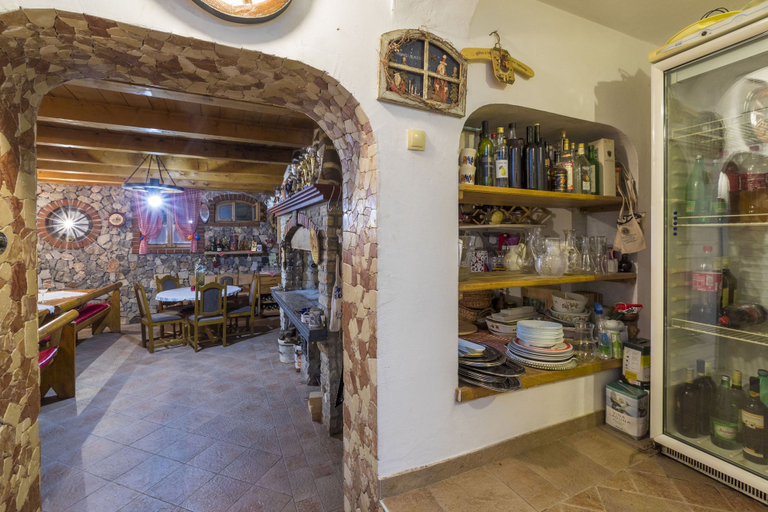 Food & Drinks 4, Rooms Nevenka 2, Novi Vinodolski