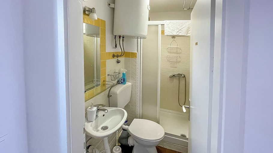 Bathroom 3, Apartments Rouge, Sveti Filip i Jakov