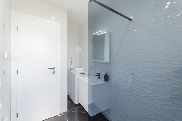 Bathroom 3, Apartments Ella, Vodice