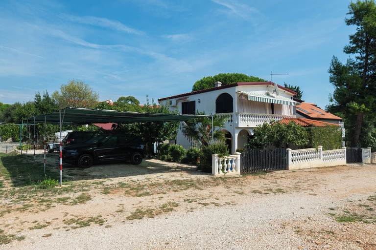 Building design 3, Apartments Stefani, Vir