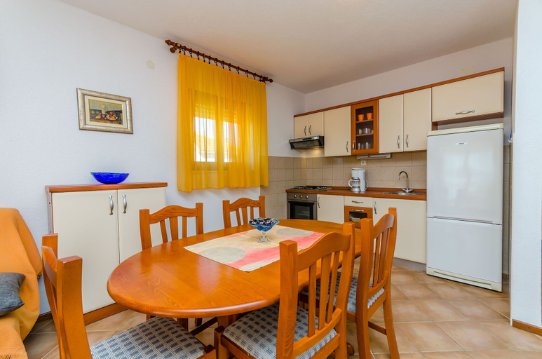 Others 3, Apartments Jurko, Okrug
