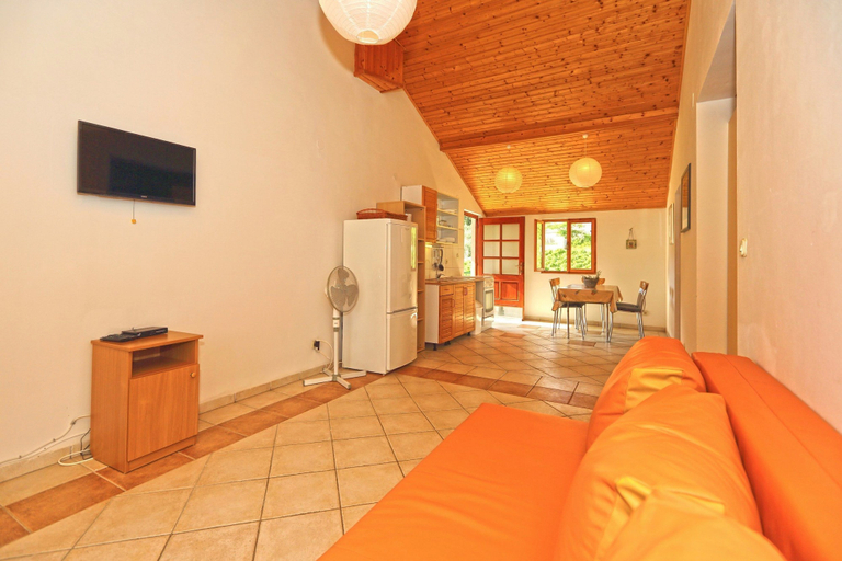 Others 4, Apartments Josip, Jelsa