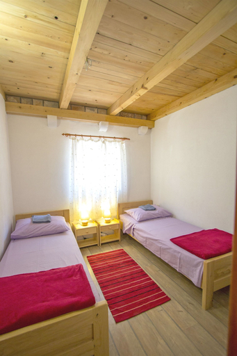 Bedroom 1, Apartments Zeljko, Jelsa