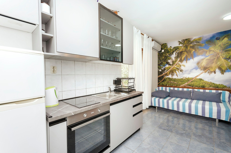 Others 5, Apartment Milena, Vodice