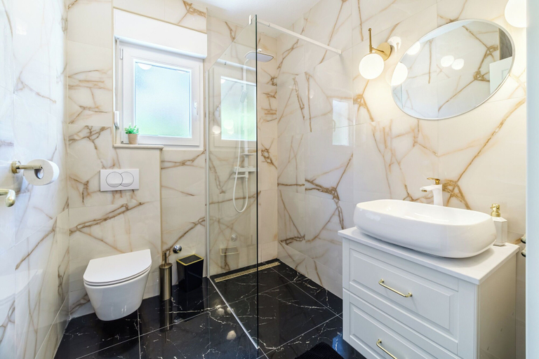 Bathroom 2, House Josipa, Supetar