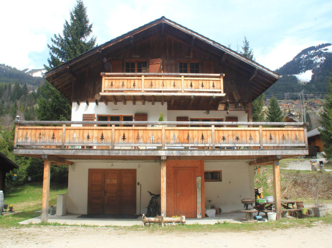 Exterior & Views 2, Apartment with parking in Chatel, Haute-Savoie