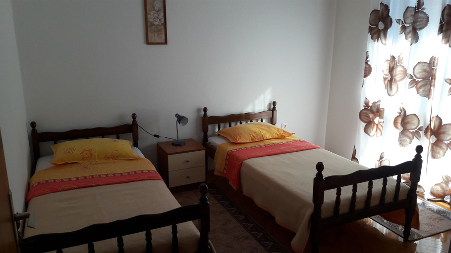 Others 4, Apartment Branka, Marina
