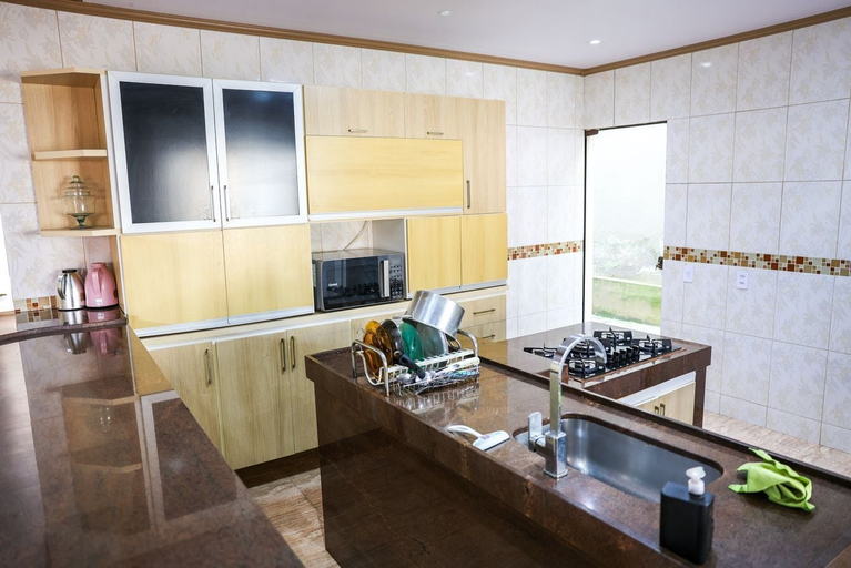 Room 4, Casa c Piscina e Churrasqueira no Jardim Esperan a, Cabo Frio