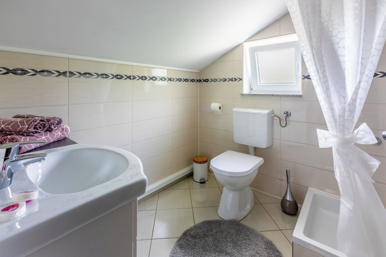 Bathroom 5, Villa Marta, Vinodolska