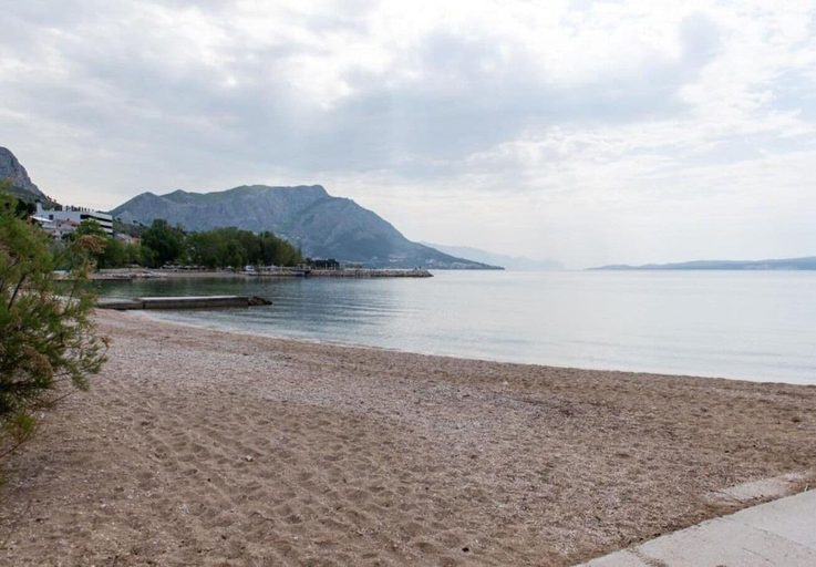 Beach 2, Apartments Mir, Dugi Rat