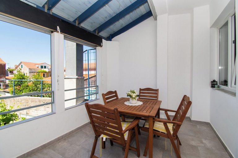 Balcony 2, Apartment and Room Zoran, Vodice