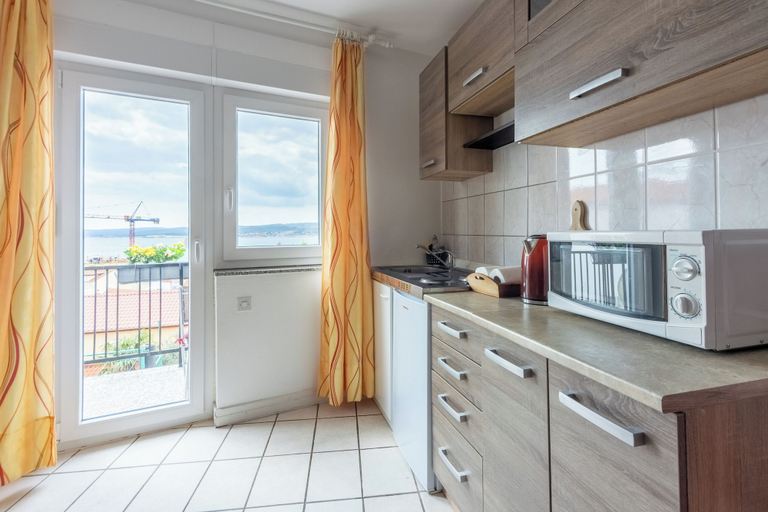 Private kitchen 5, Apartment Astrid, Crikvenica