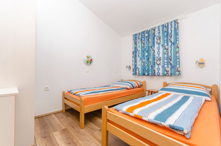 Room 5, Apartments Anka, Vir