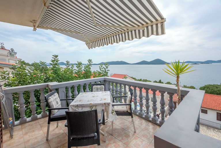 Balcony 5, Apartments Marinero, Pakoštane